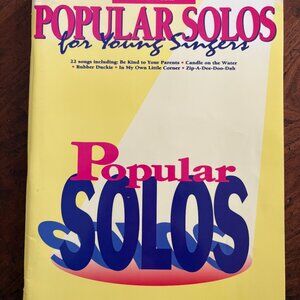 Popular Solos for Young Singers Piano Music